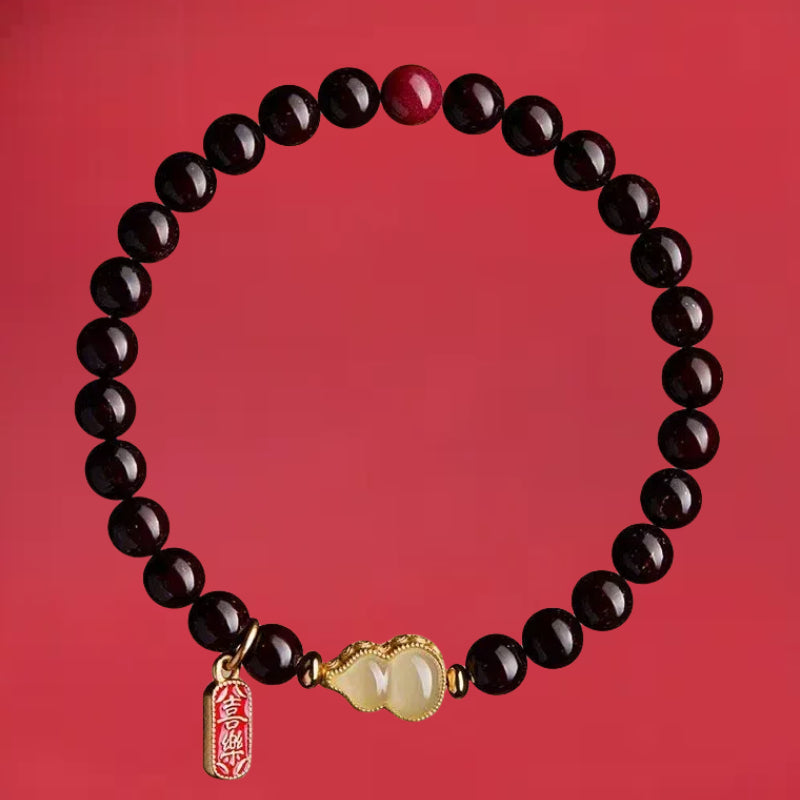 Auspicious bracelet-accumulate good luck around you